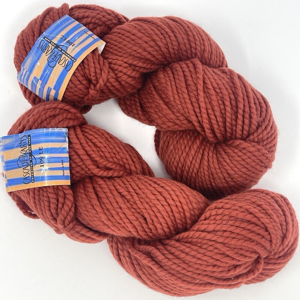 Cascade Yarns 109 LE 100% Peruvian Highland Wool  Color 8684 Lot 8086 2 Skeins